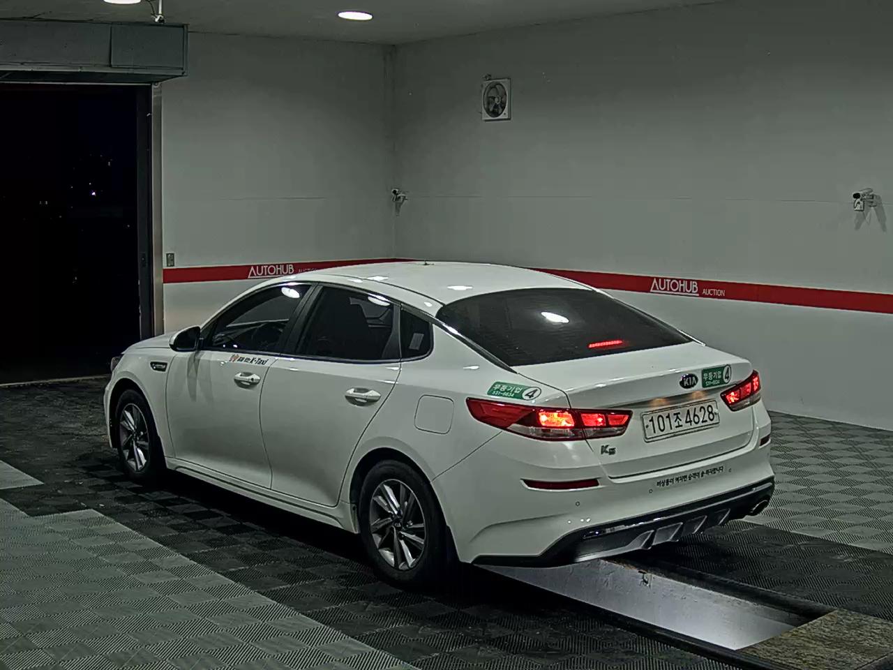2020 - kia k5