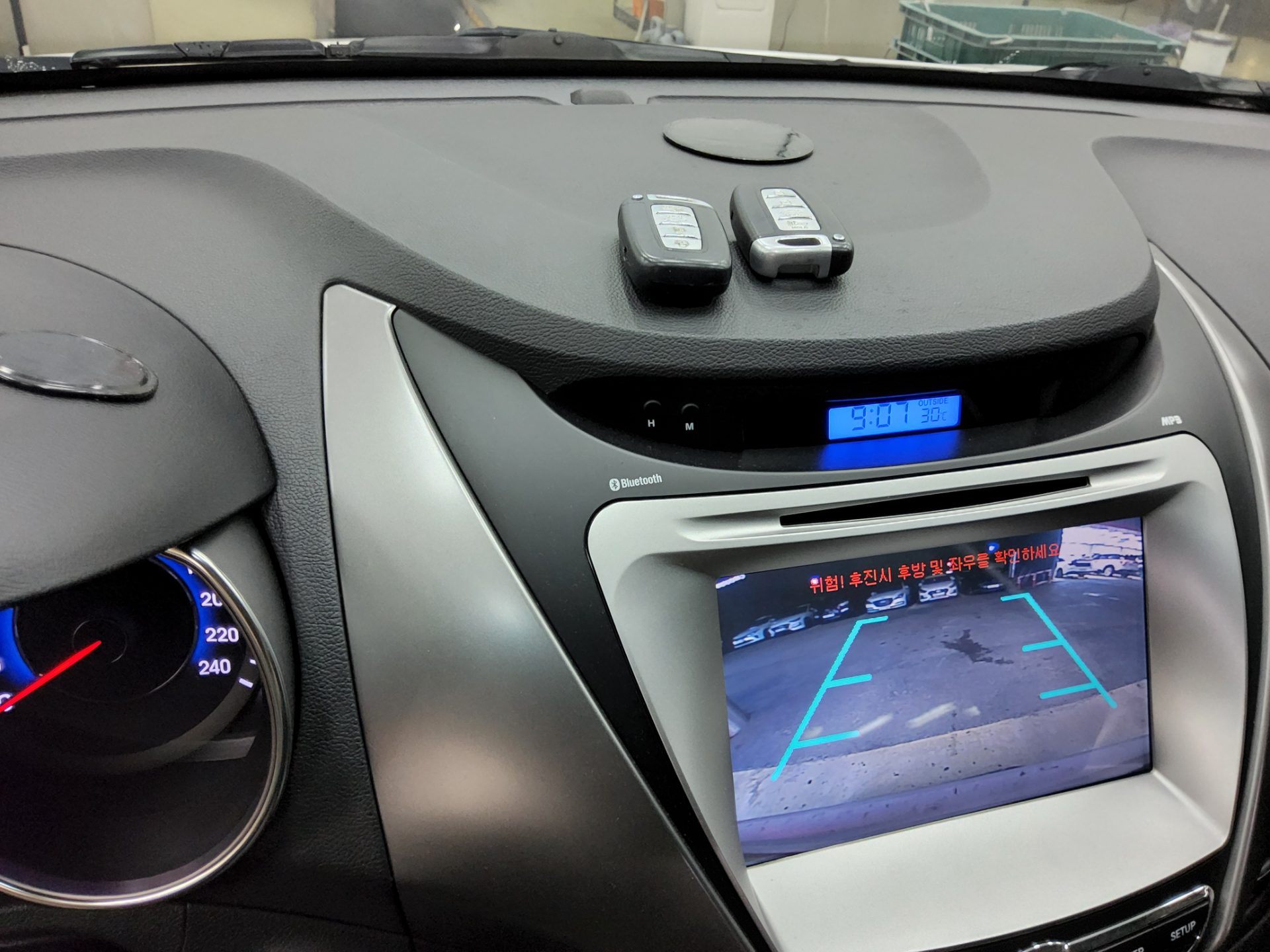 2012 - hyundai avante