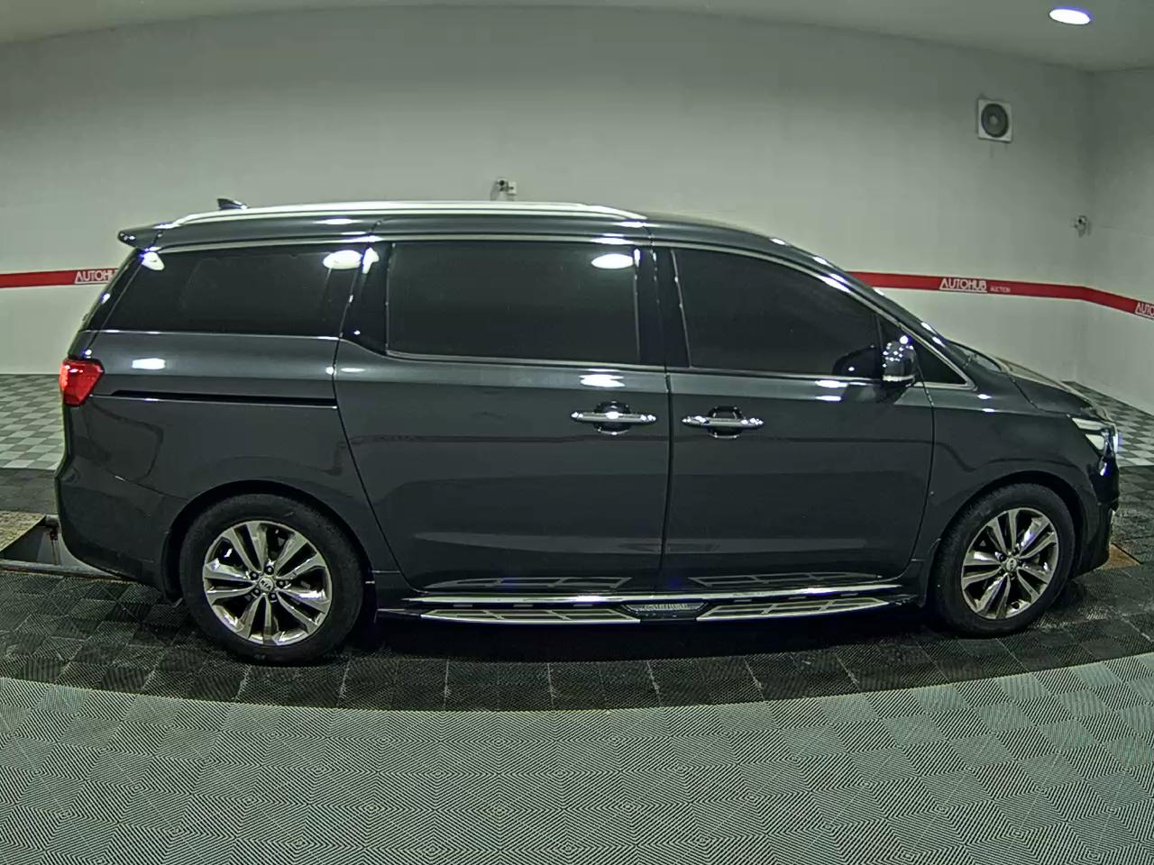 2016 - kia carnival