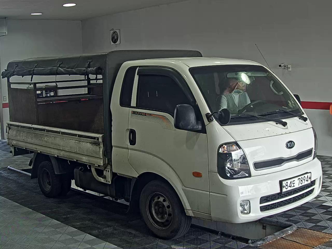 2016 - kia bongo