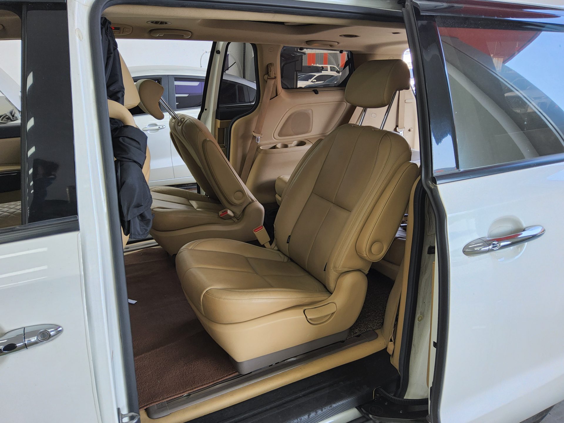2015 - kia carnival