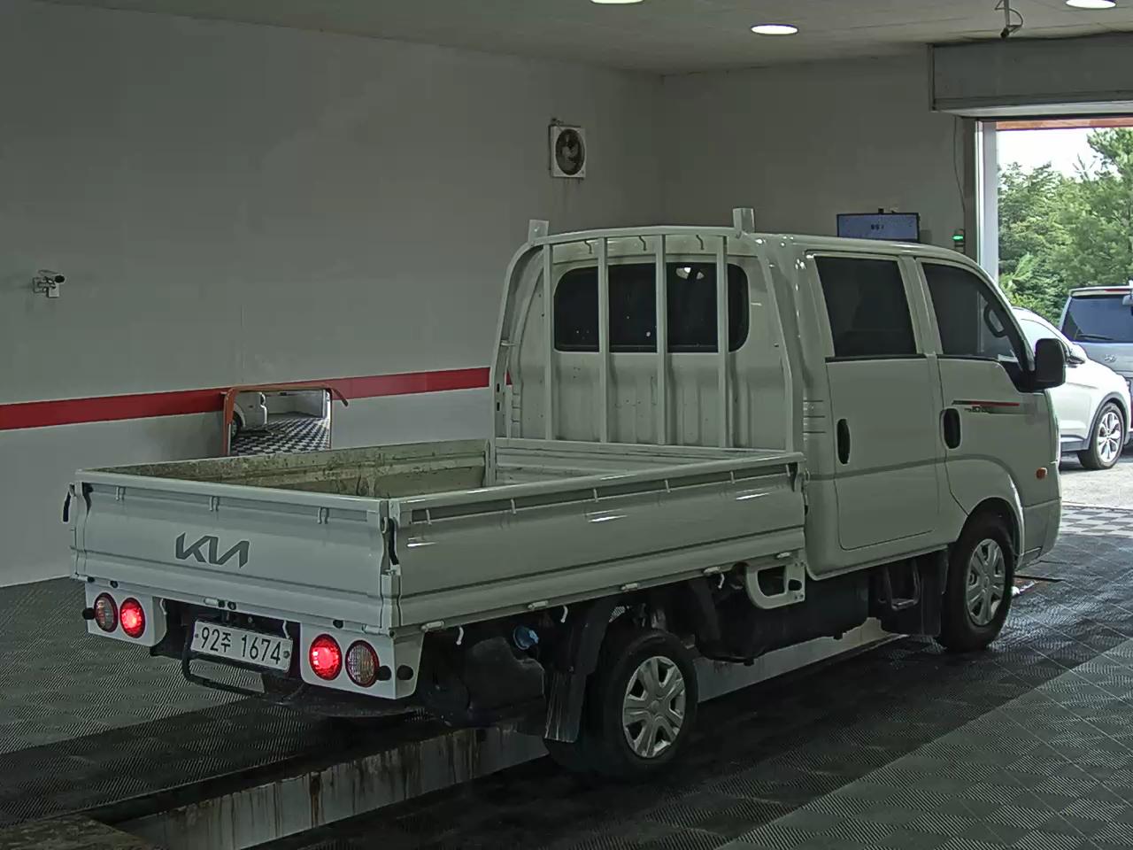 2022 - kia bongo