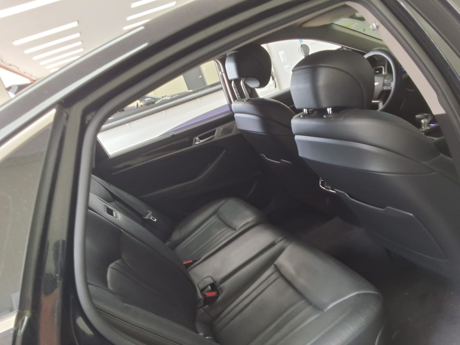 2017 - genesis g80