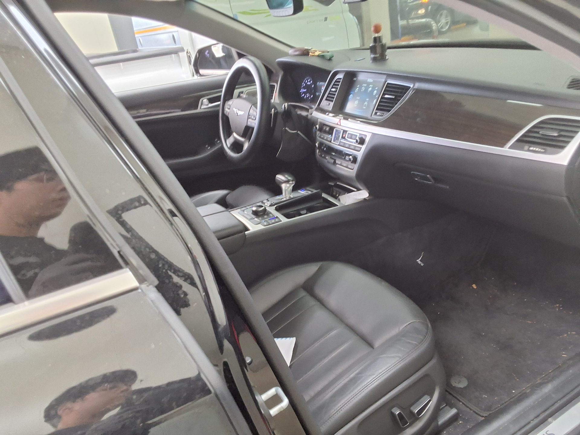 2017 - genesis g80