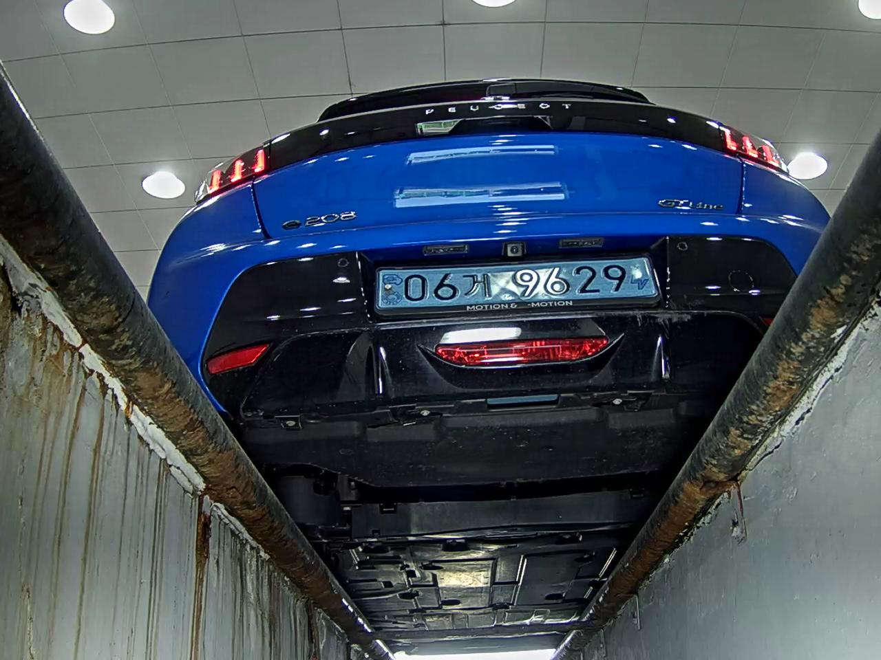 2021 - peugeot 208