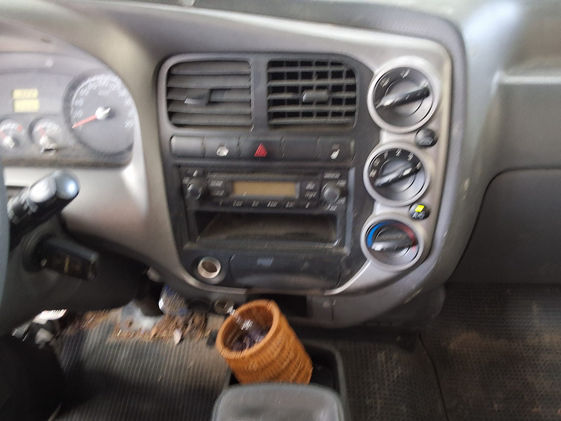 2013 - kia bongo
