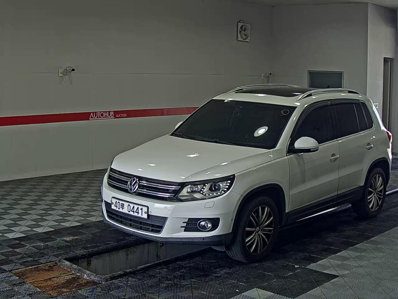 VOLKSWAGEN TIGUAN TDI BLUEMOTION