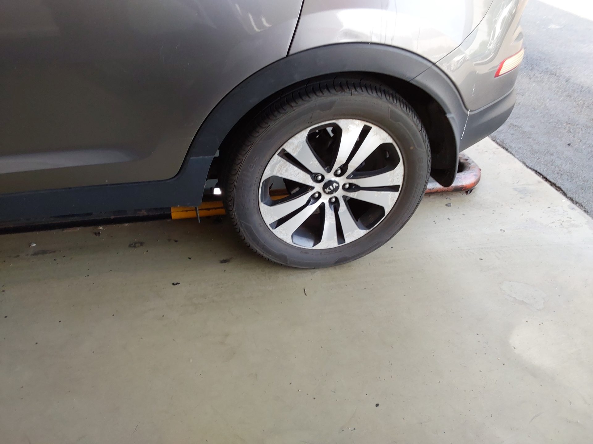 2011 - kia sportage