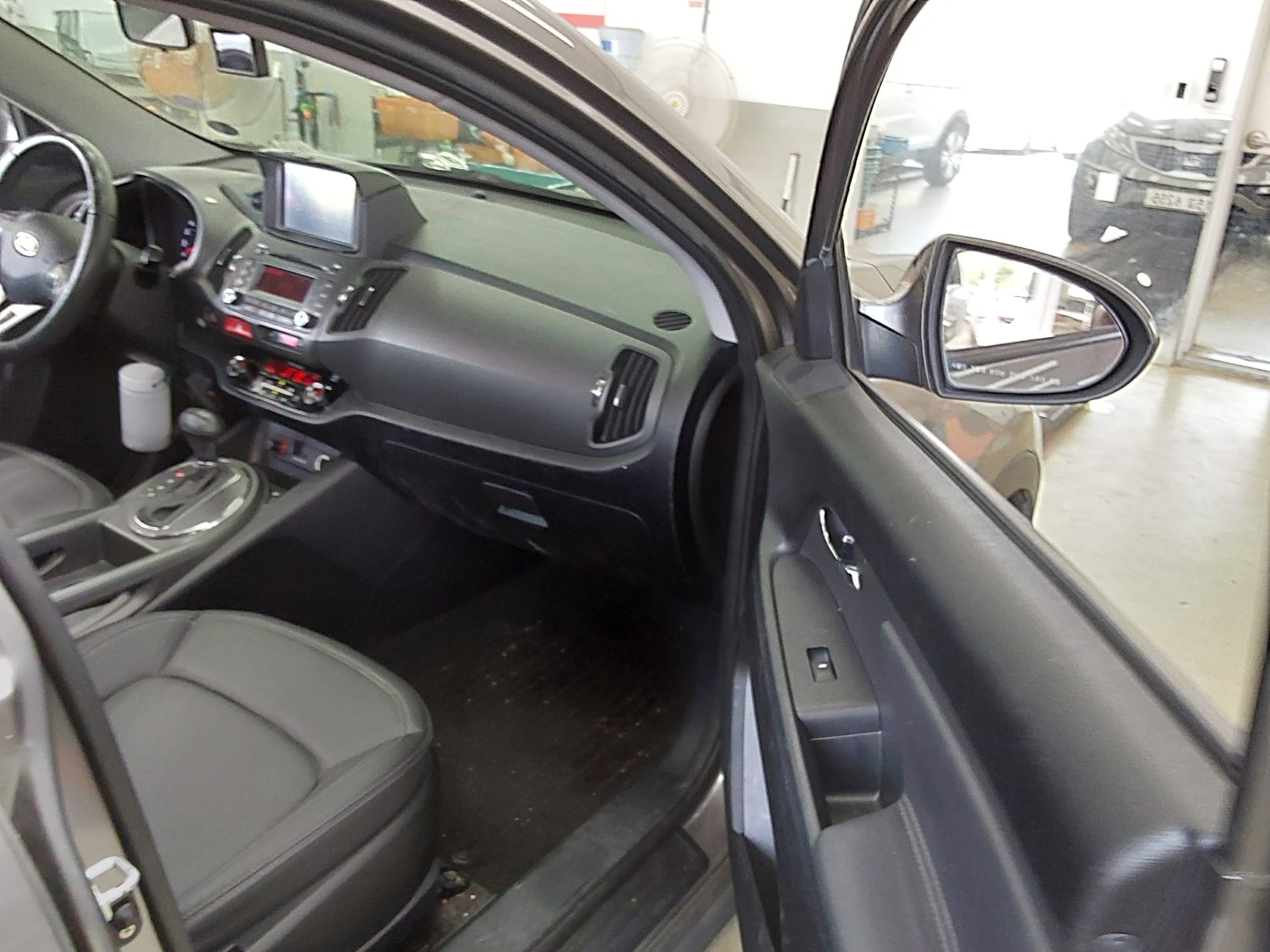 2011 - kia sportage