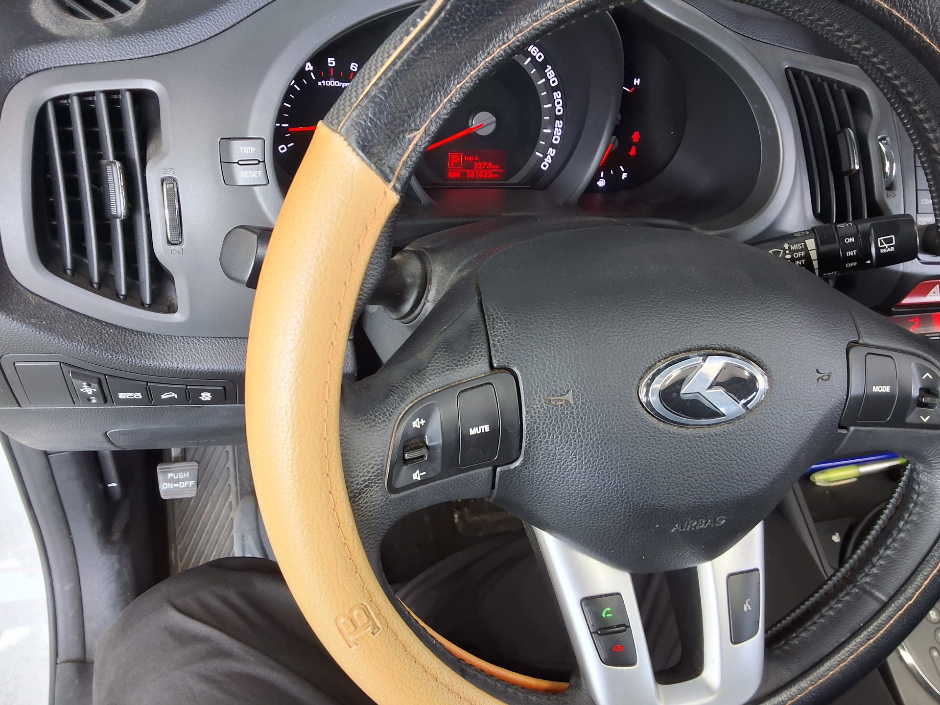 2011 - kia sportage