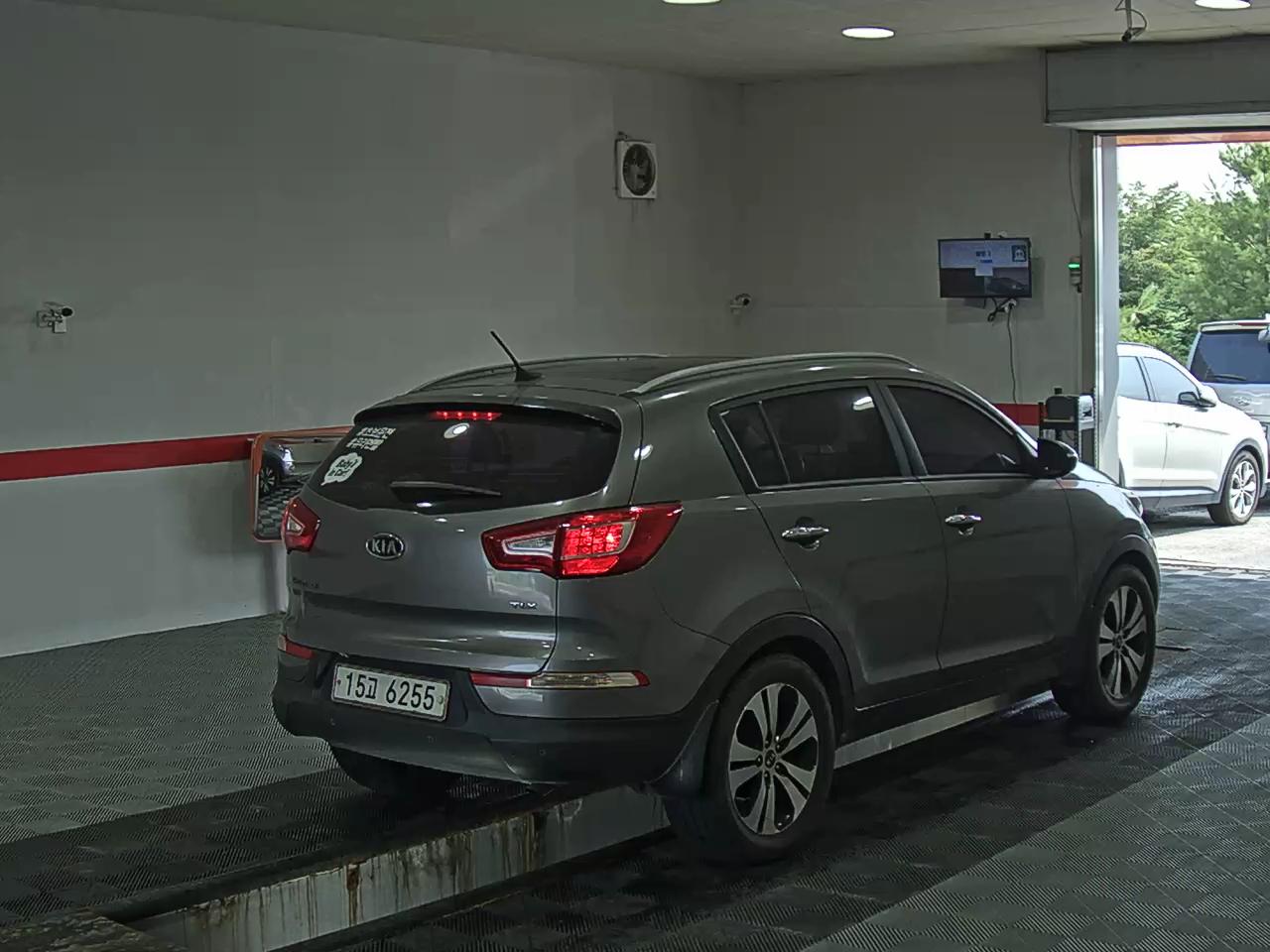 2011 - kia sportage