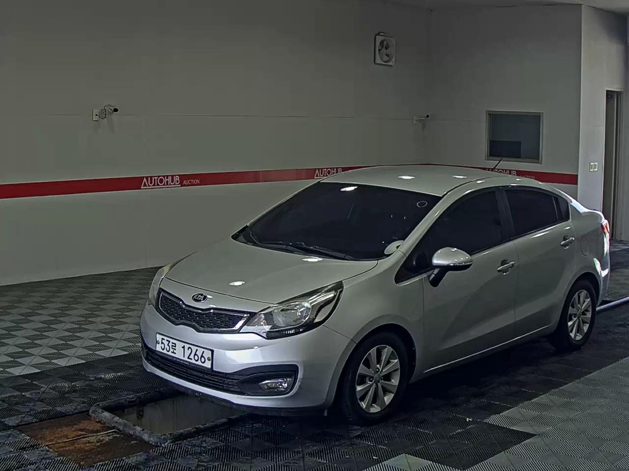 2014 - kia pride
