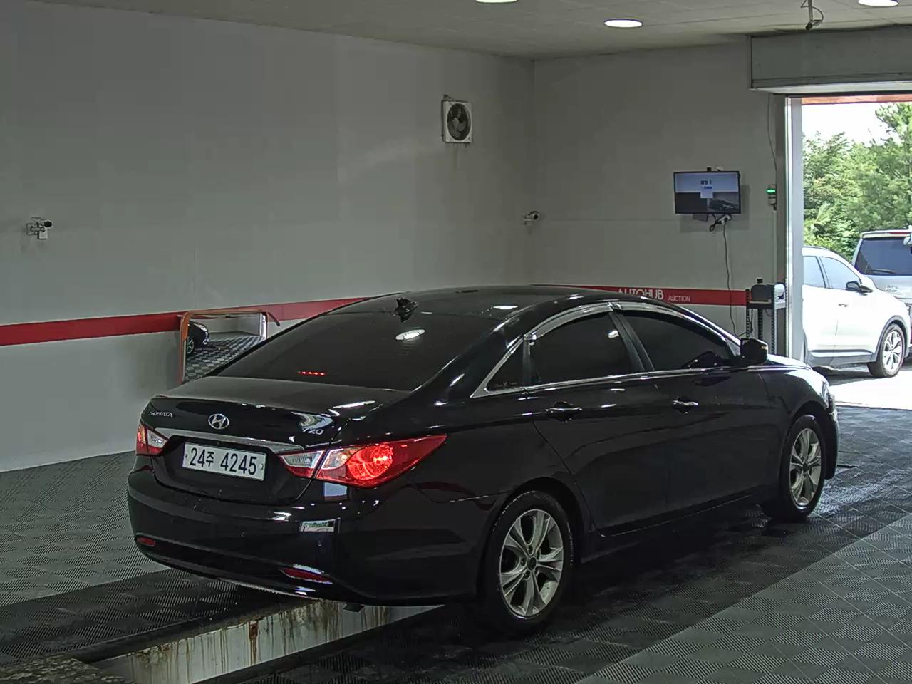 2012 - hyundai sonata