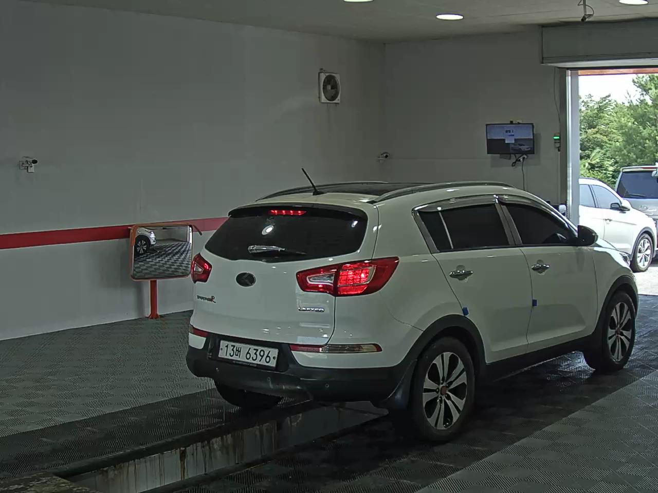 2011 - kia sportage