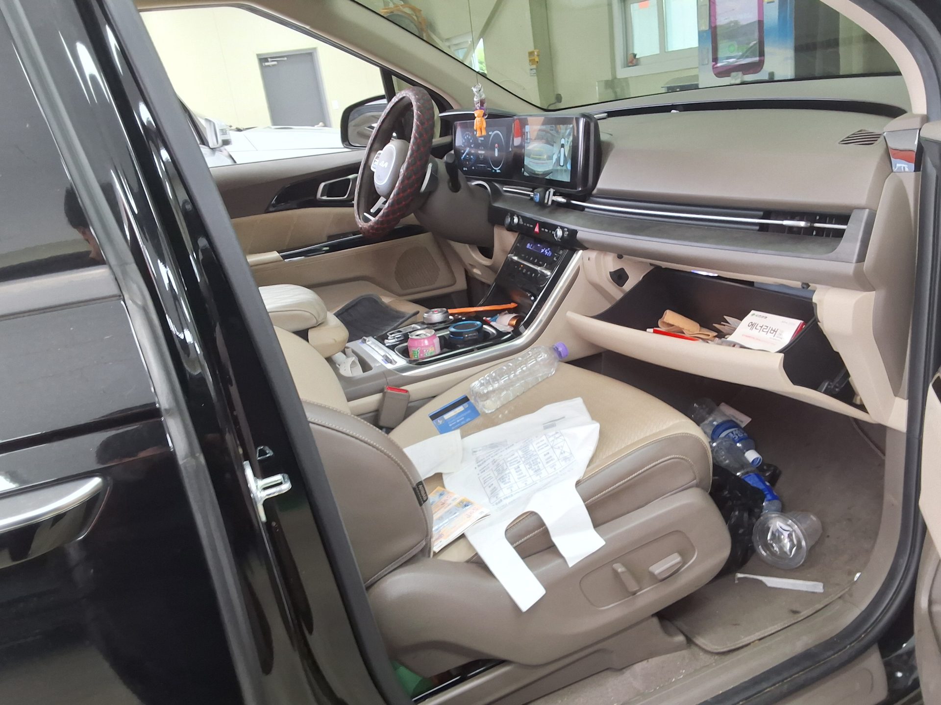 2023 - kia carnival