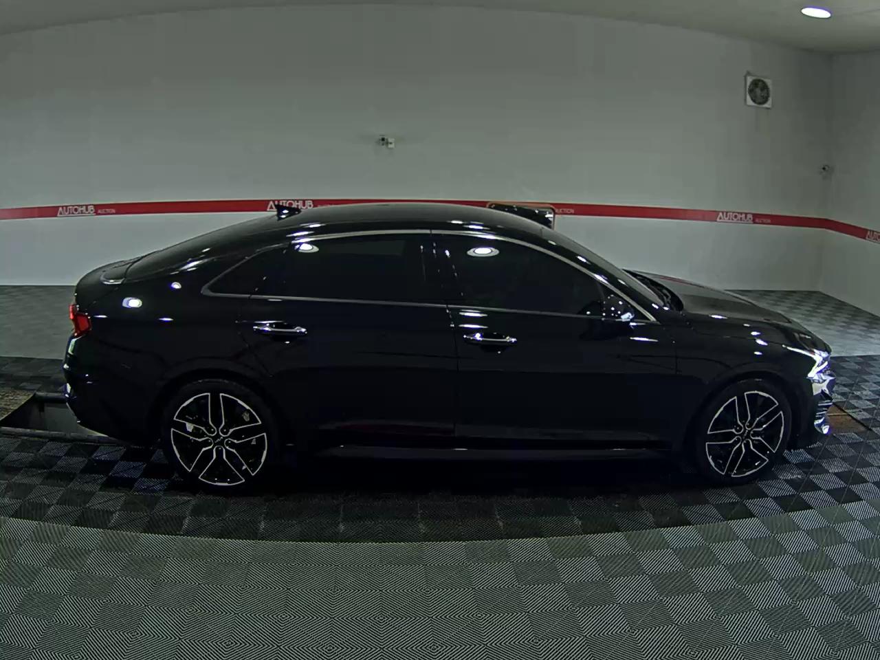 2023 - kia k5