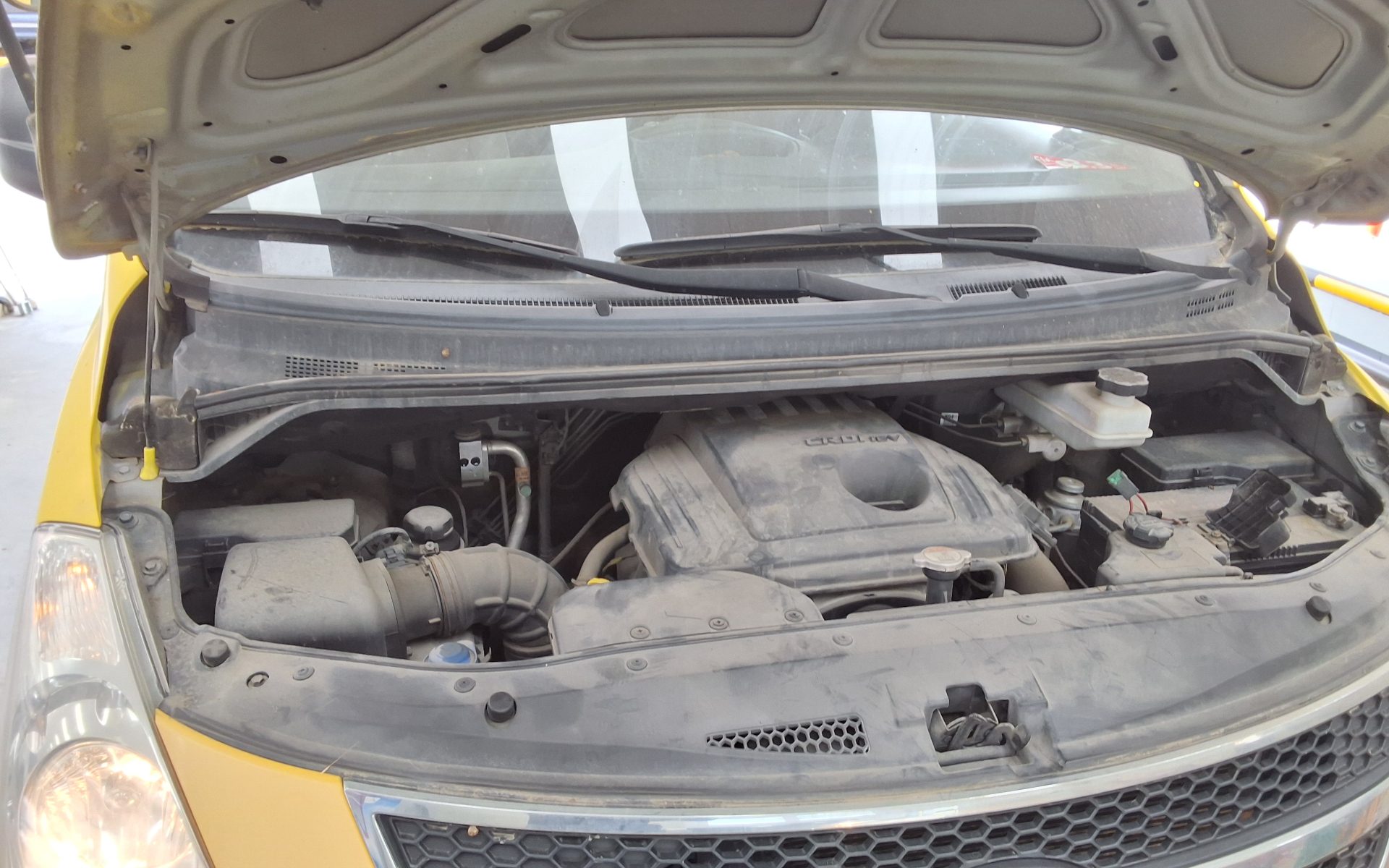 2014 - hyundai grand starex