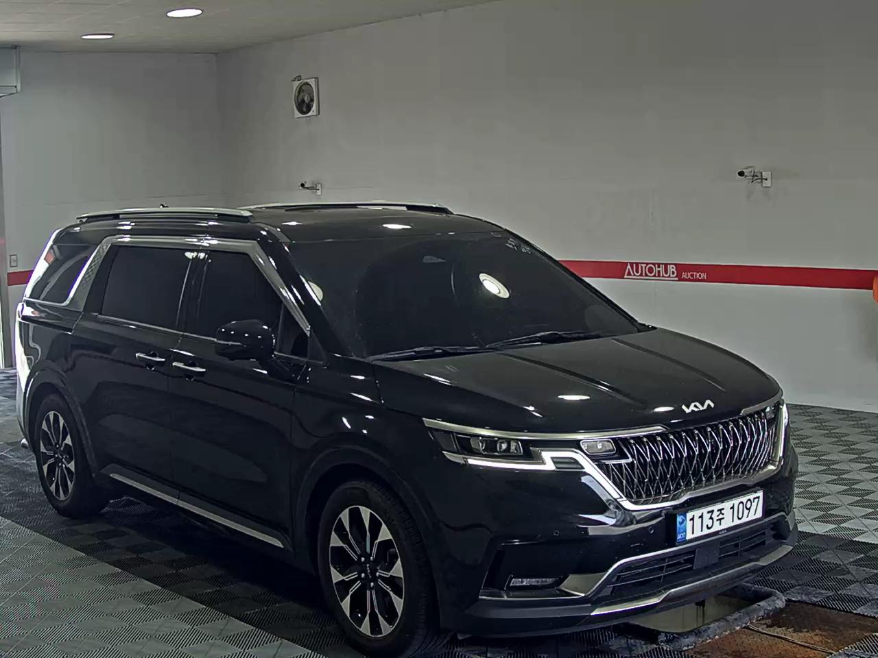 2023 - kia carnival