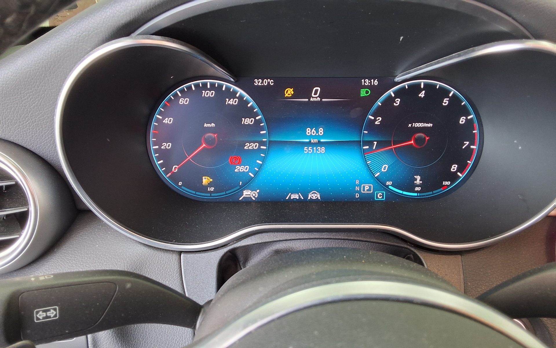 2021 - mercedes-benz c200
