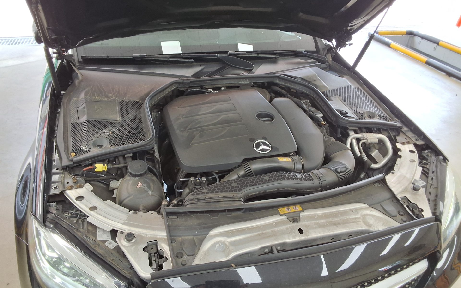 2021 - mercedes-benz c200