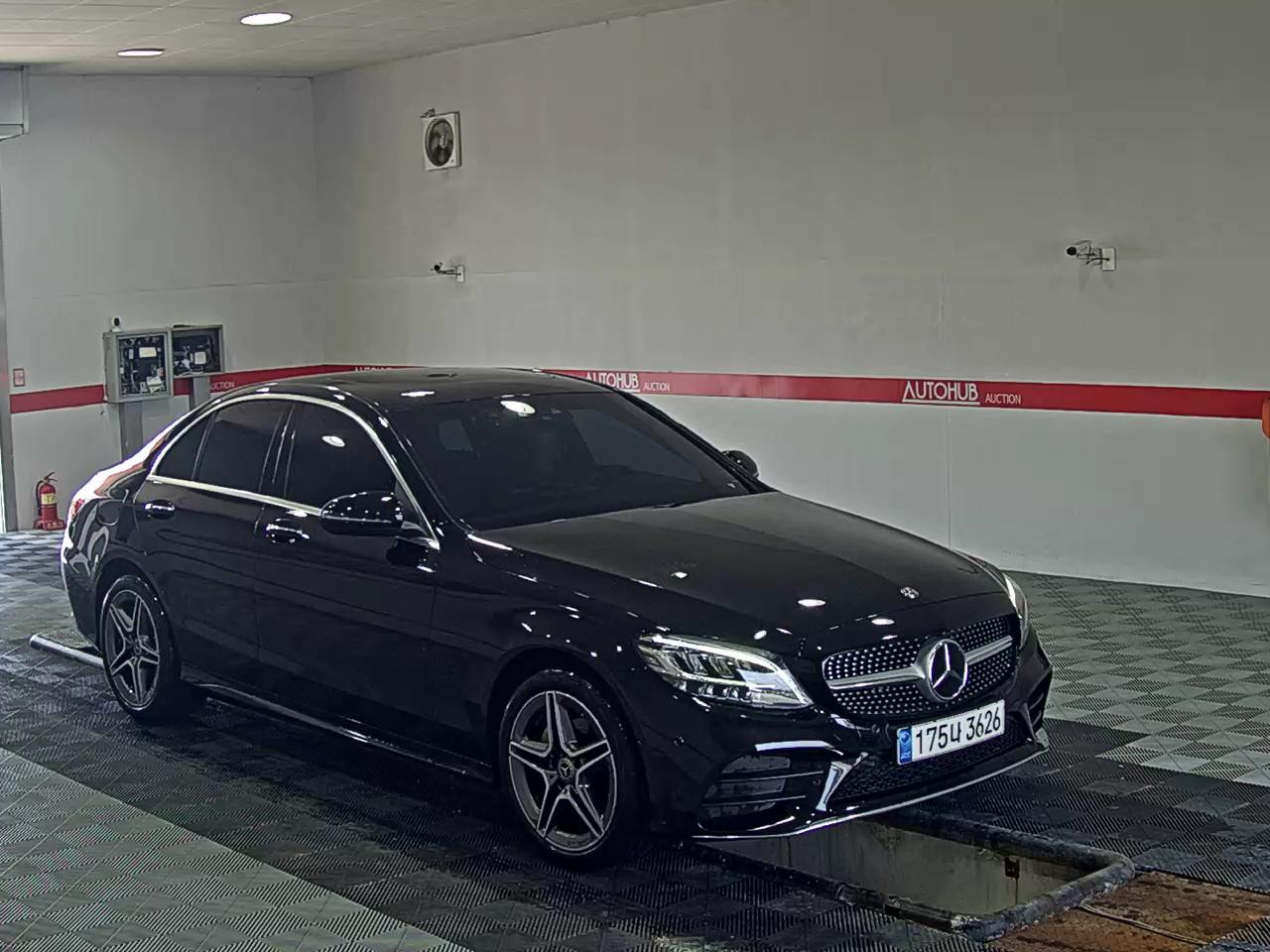 2021 - mercedes-benz c200