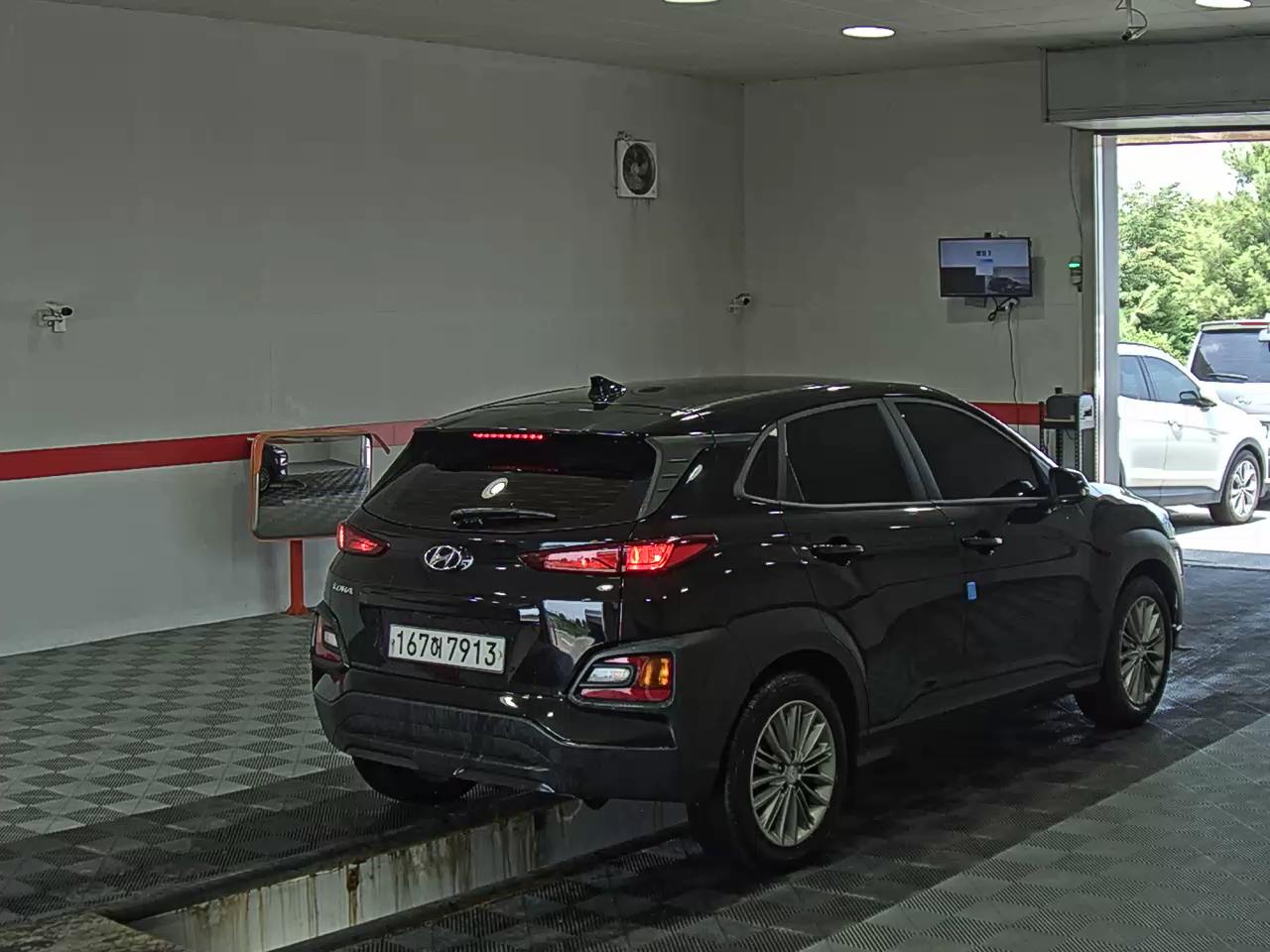 2020 - hyundai kona