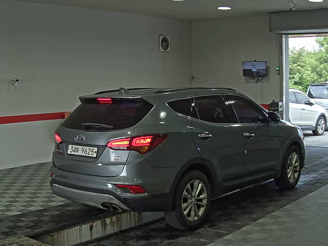 2018 - hyundai santa fe