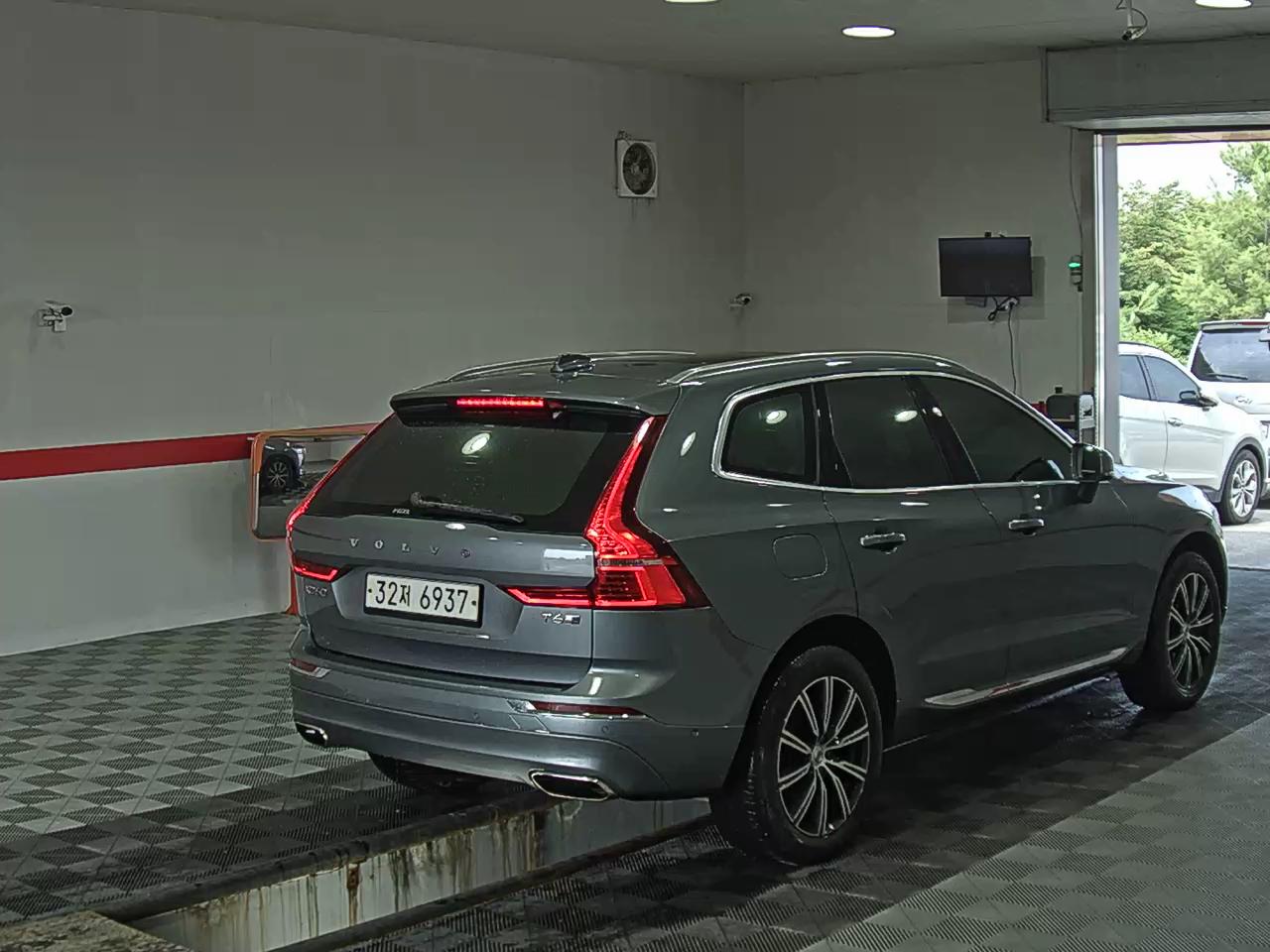 2018 - volvo xc60