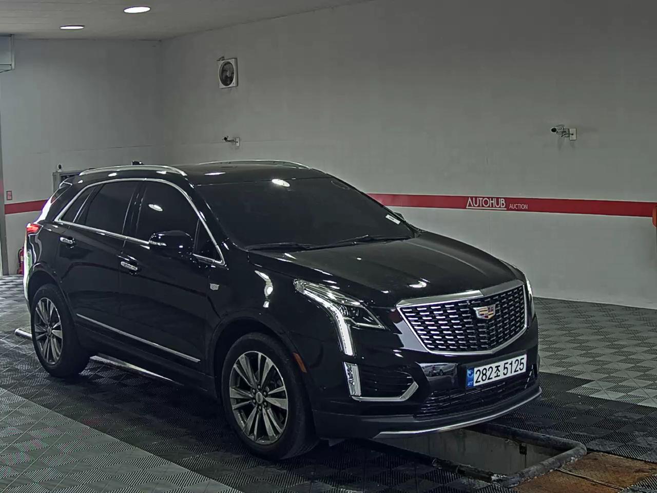 2020 - cadillac xt5