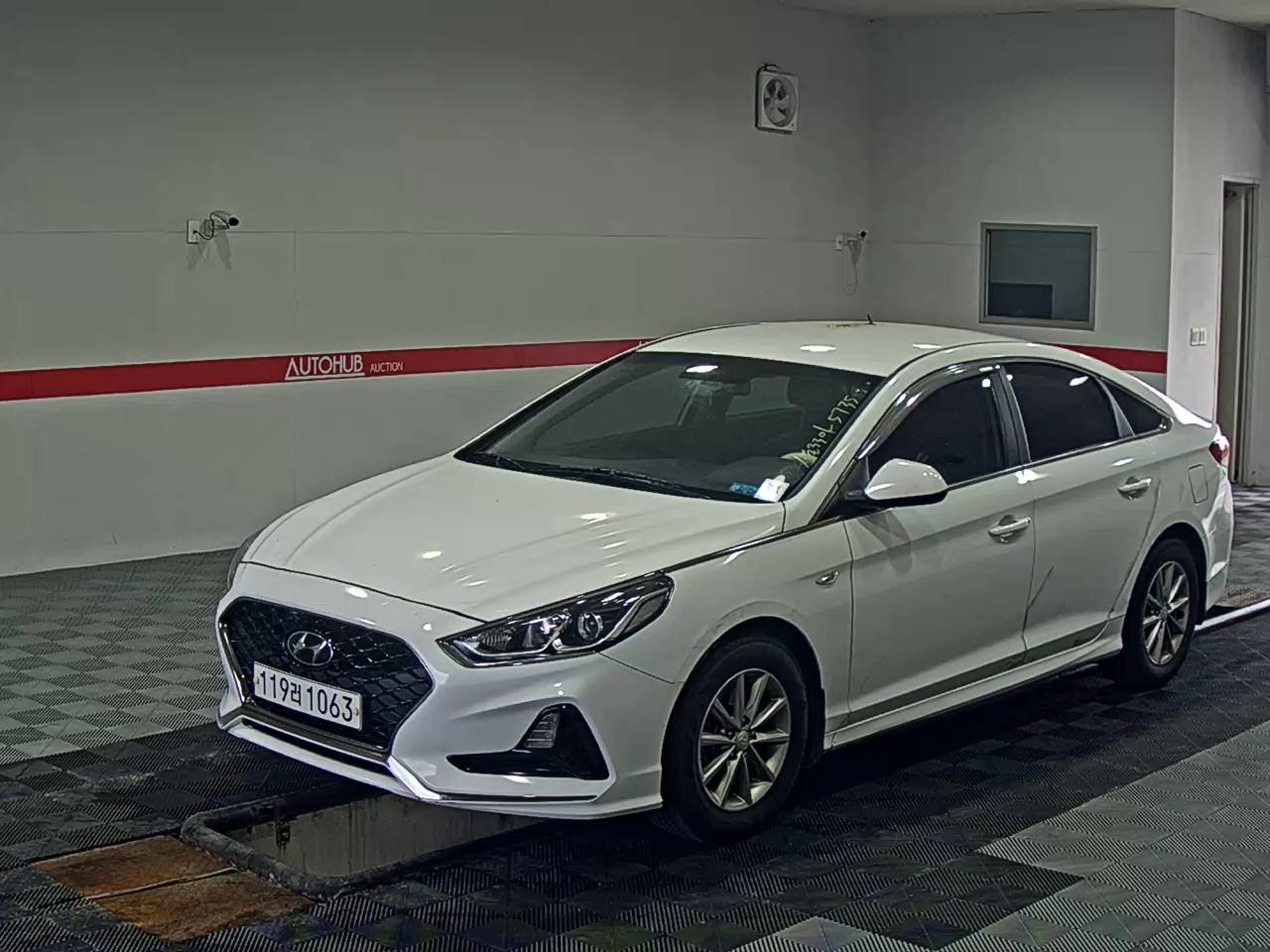 HYUNDAI LF SONATA RISE LPi TAXI CORPORATE