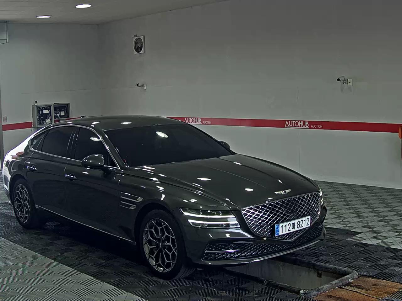 2022 - genesis g80