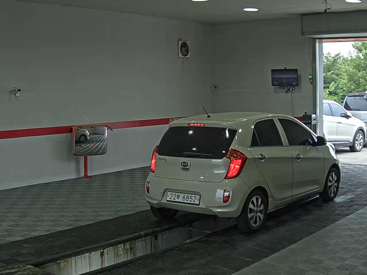2014 - kia morning