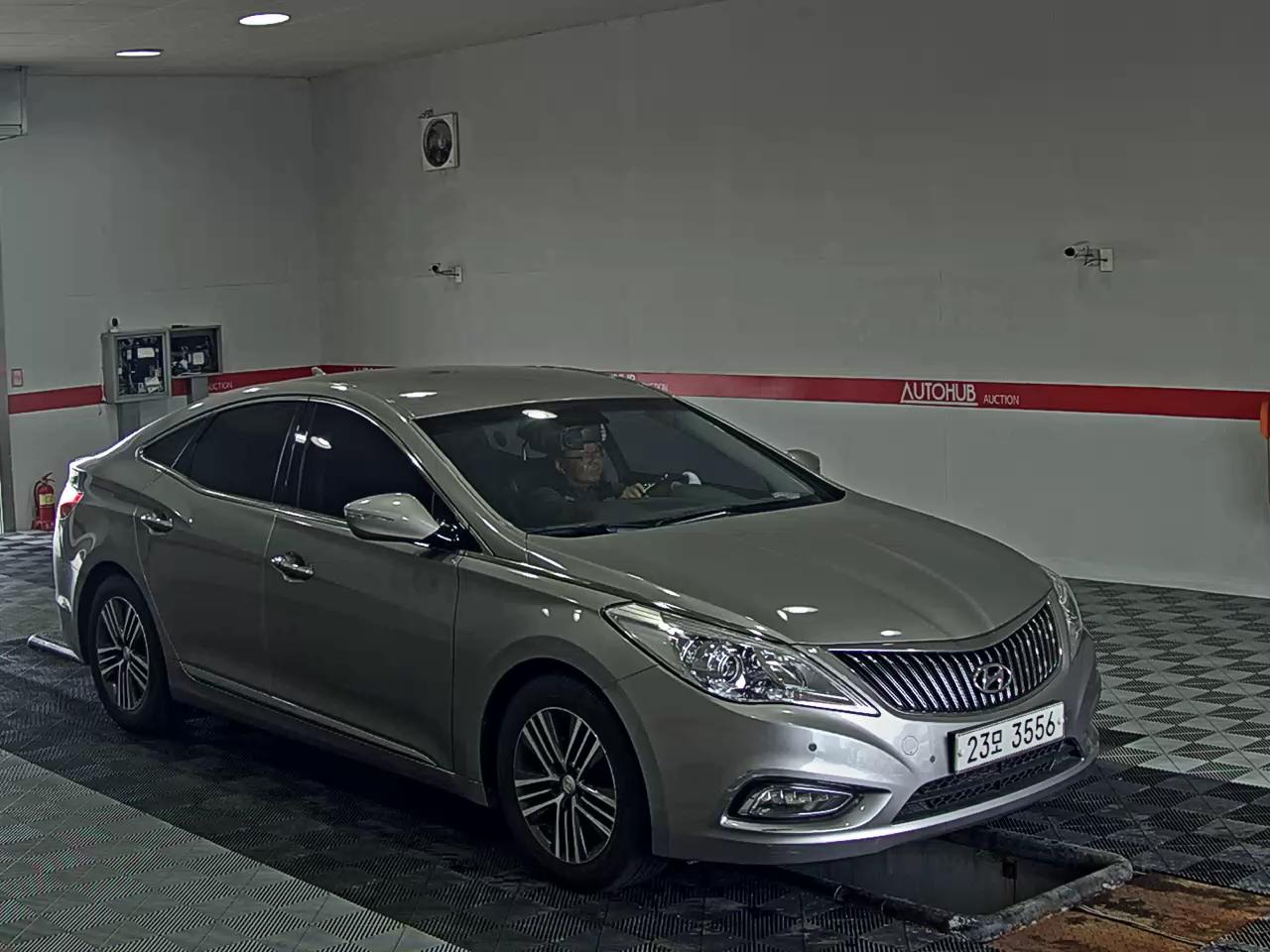 2014 - hyundai grandeur