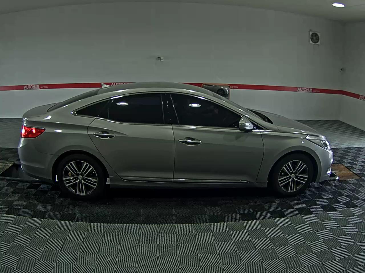 2014 - hyundai grandeur