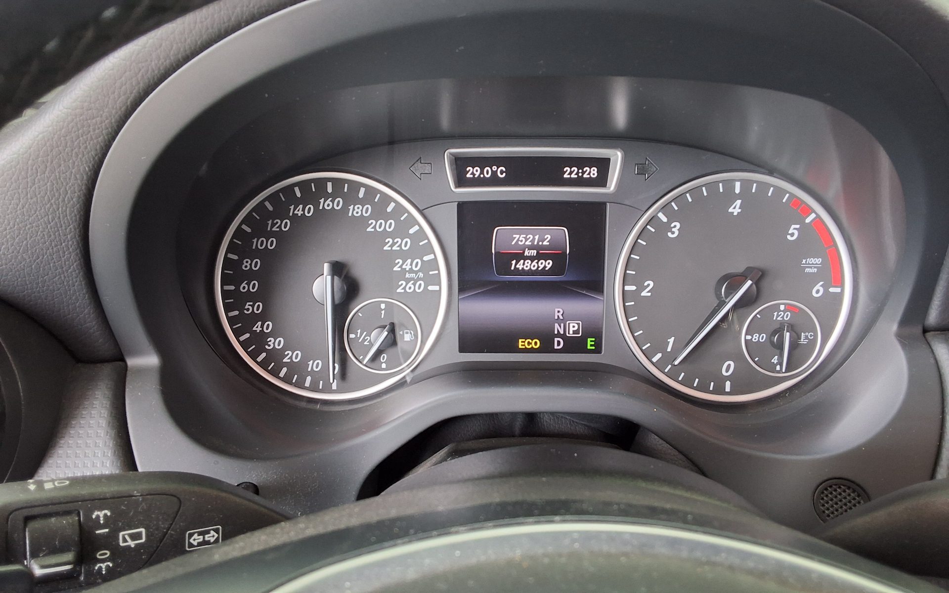 2014 - mercedes-benz a200