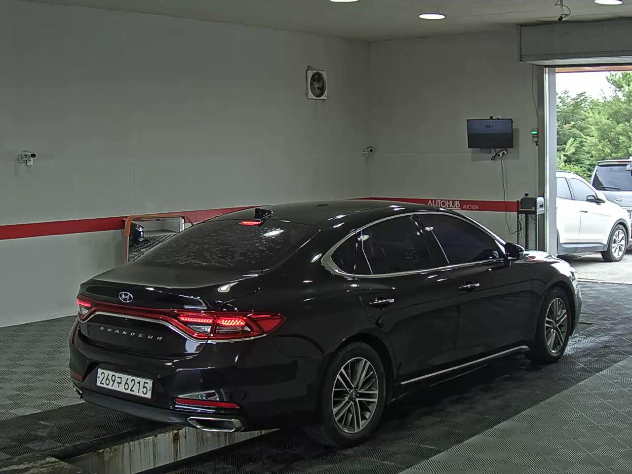 2019 - hyundai grandeur