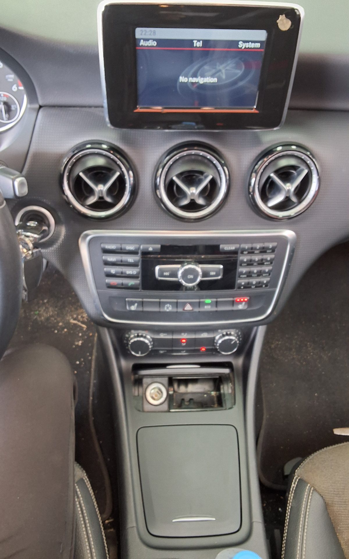 2014 - mercedes-benz a200
