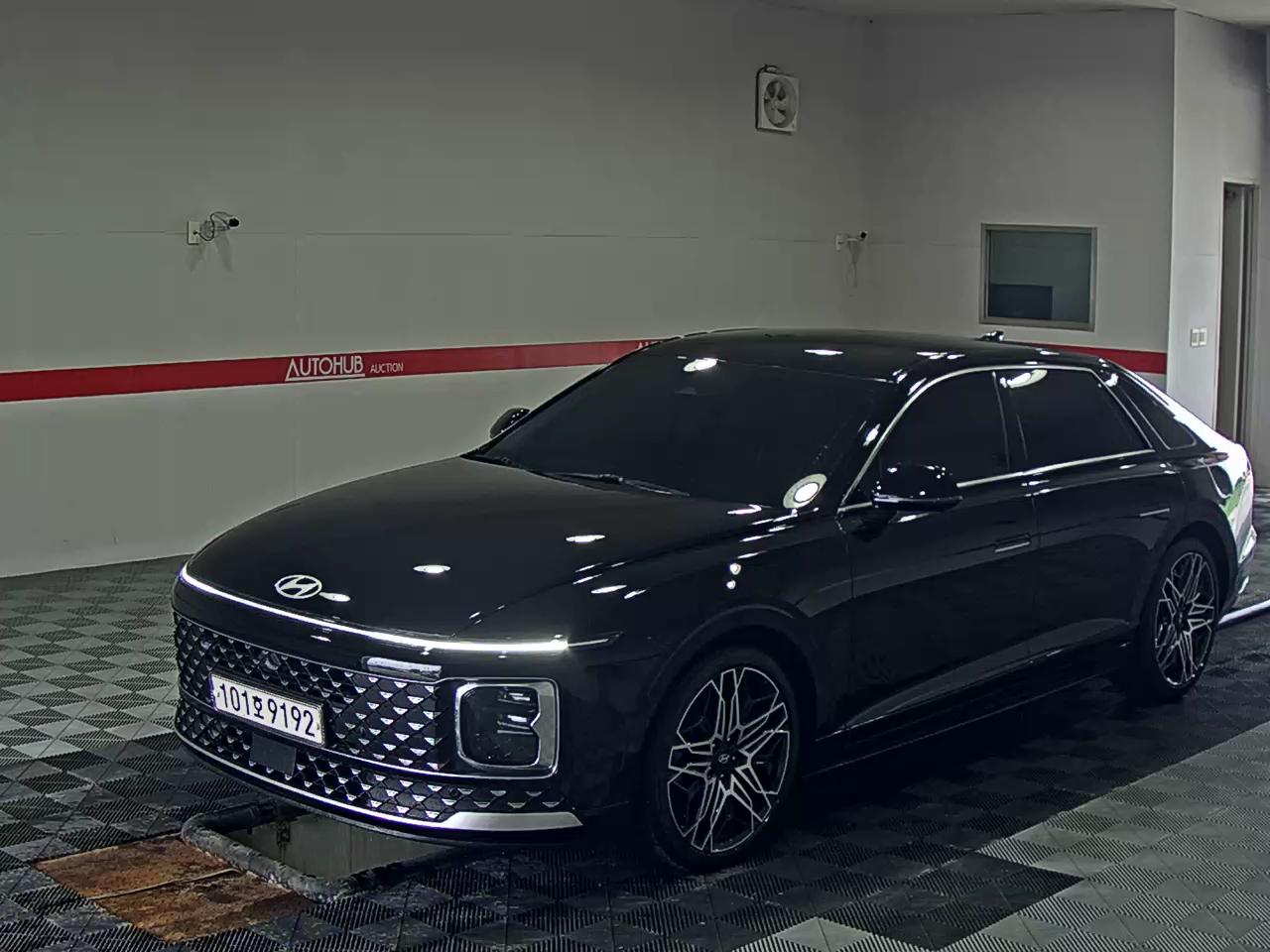 HYUNDAI GRANDEUR LPi