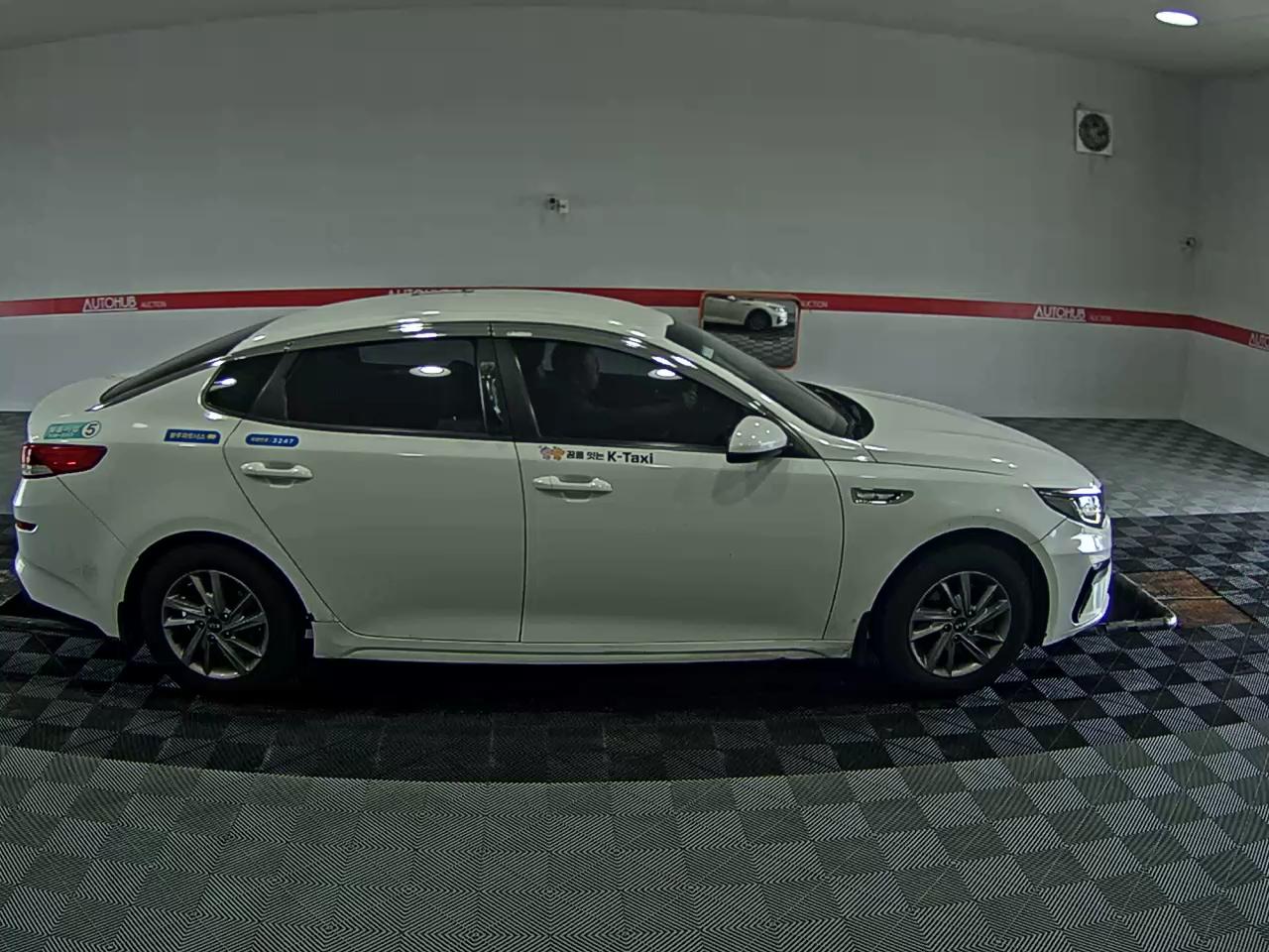 2020 - kia k5