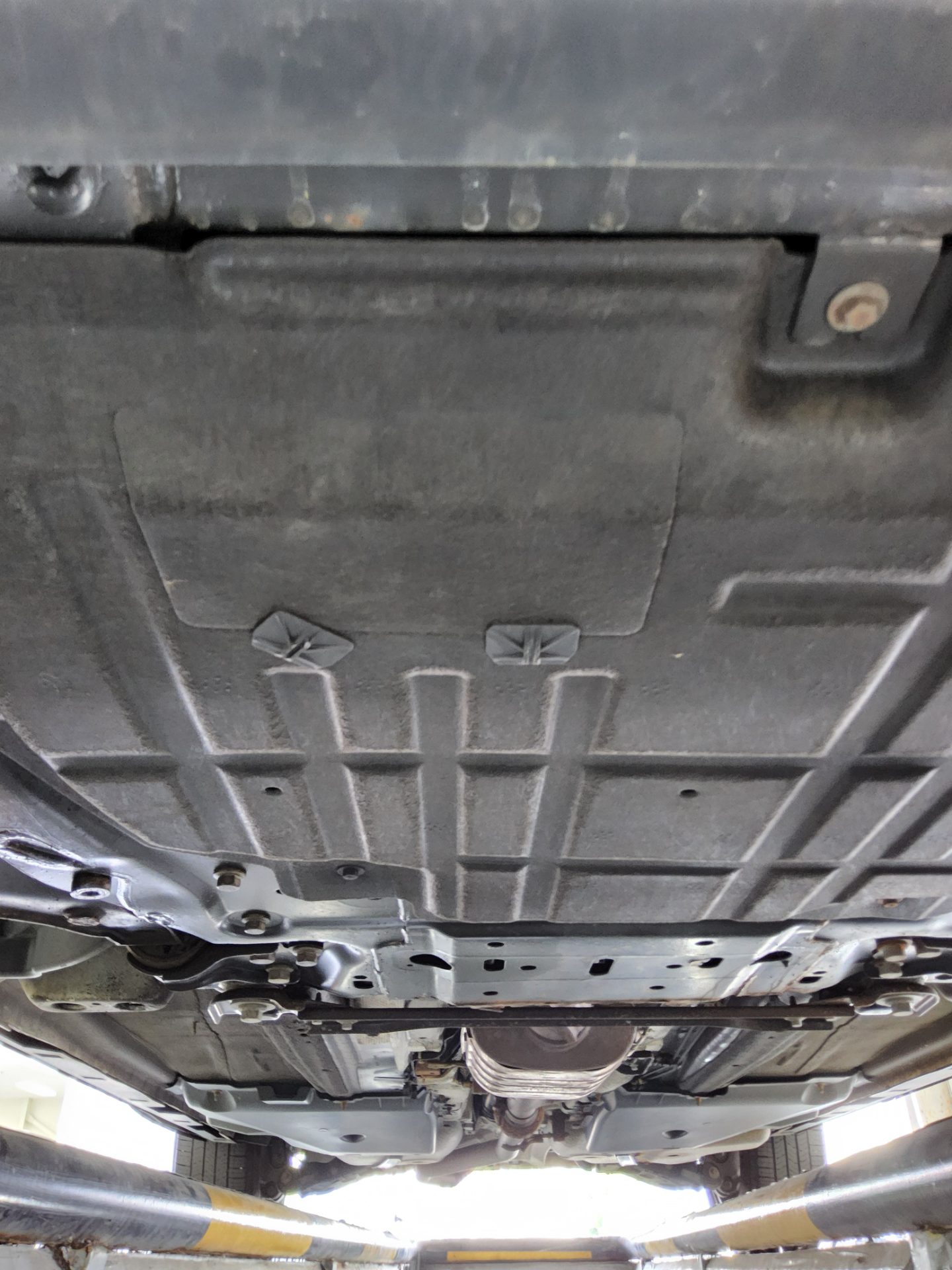 2019 - land rover discovery