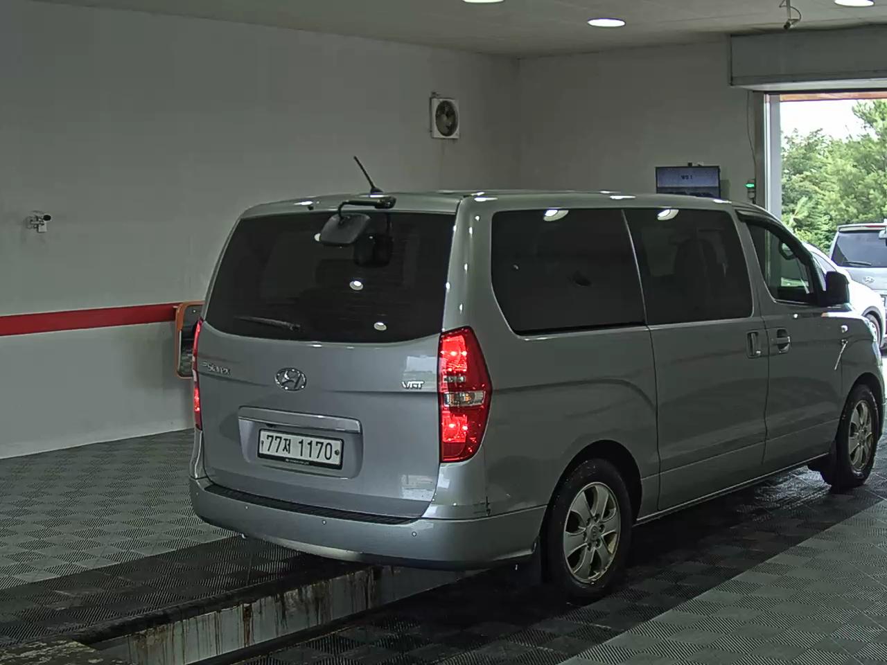 2020 - hyundai grand starex