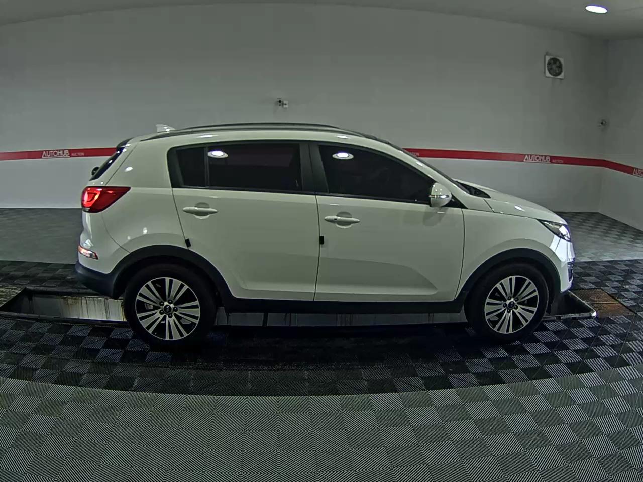 2014 - kia sportage