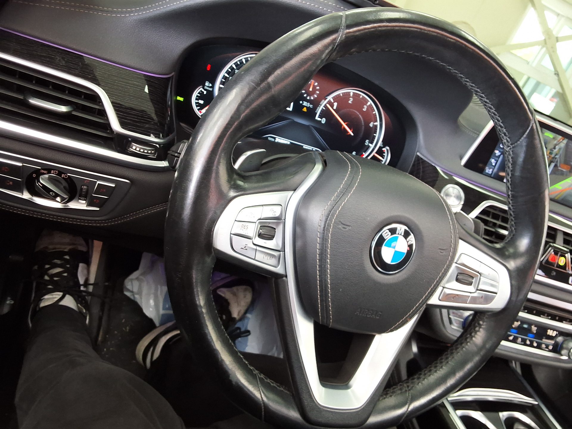 2016 - bmw m7