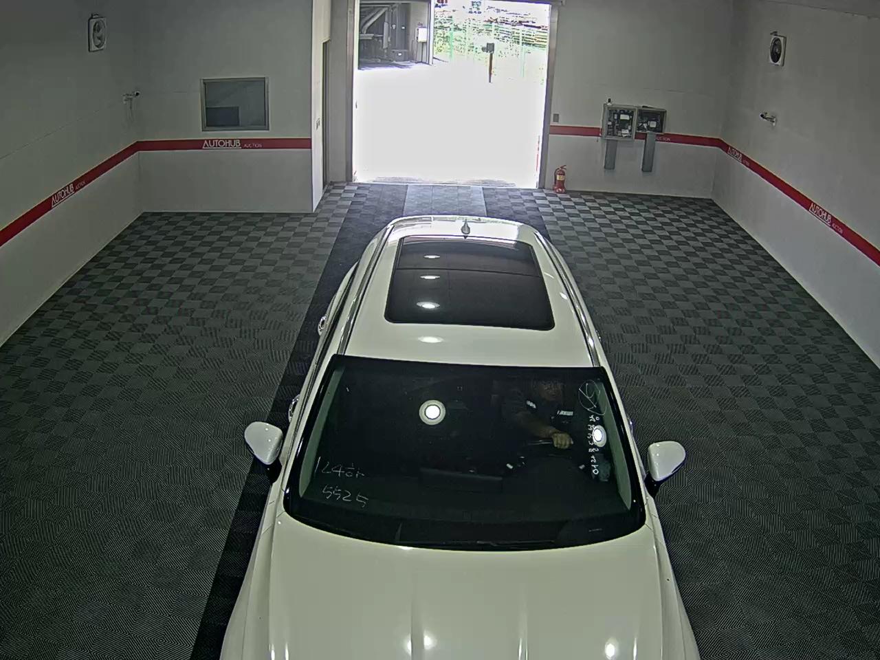 2021 - genesis gv70