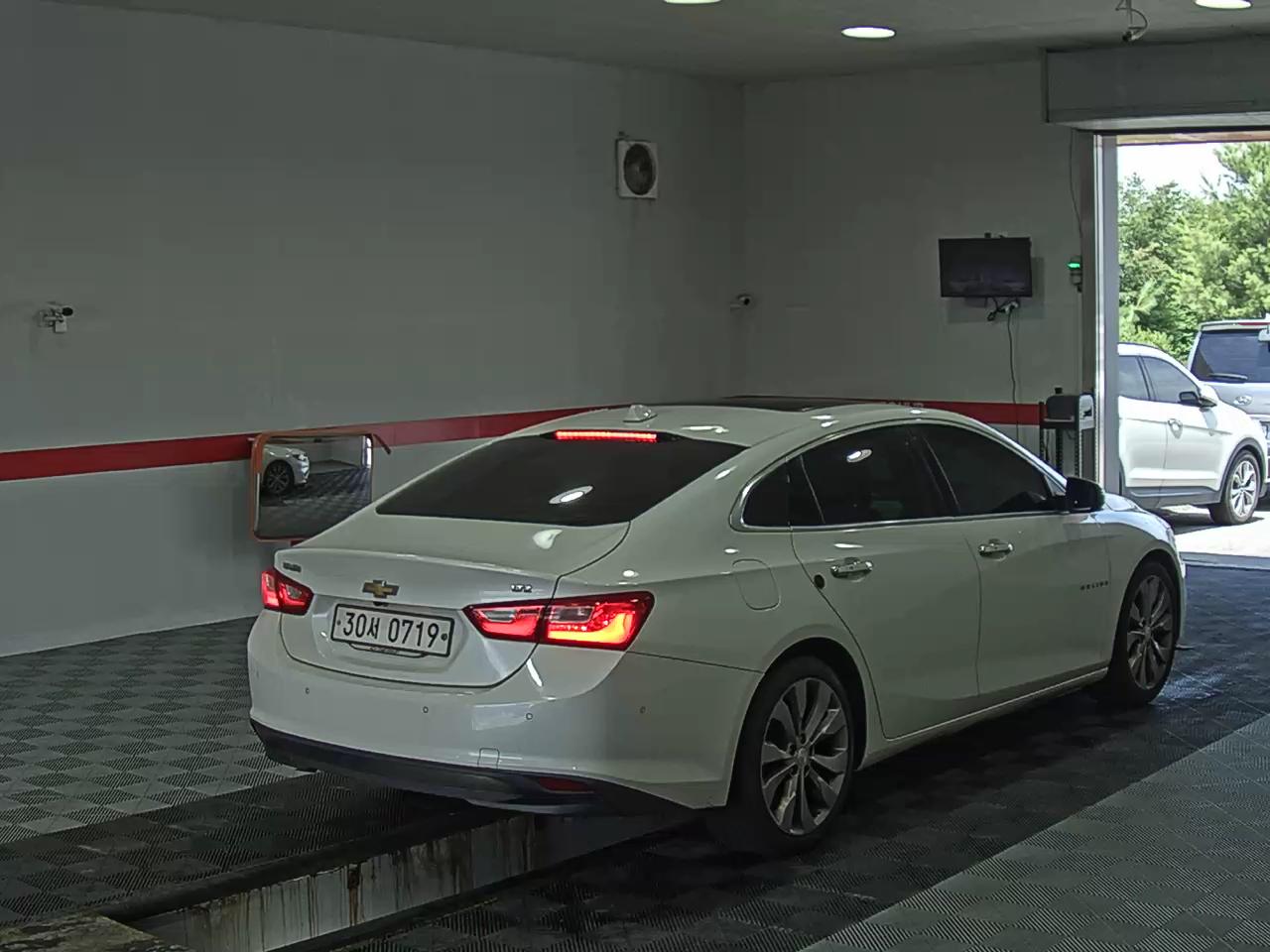 2017 - chevrolet malibu