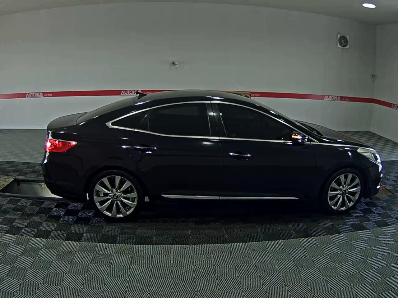 2012 - hyundai grandeur