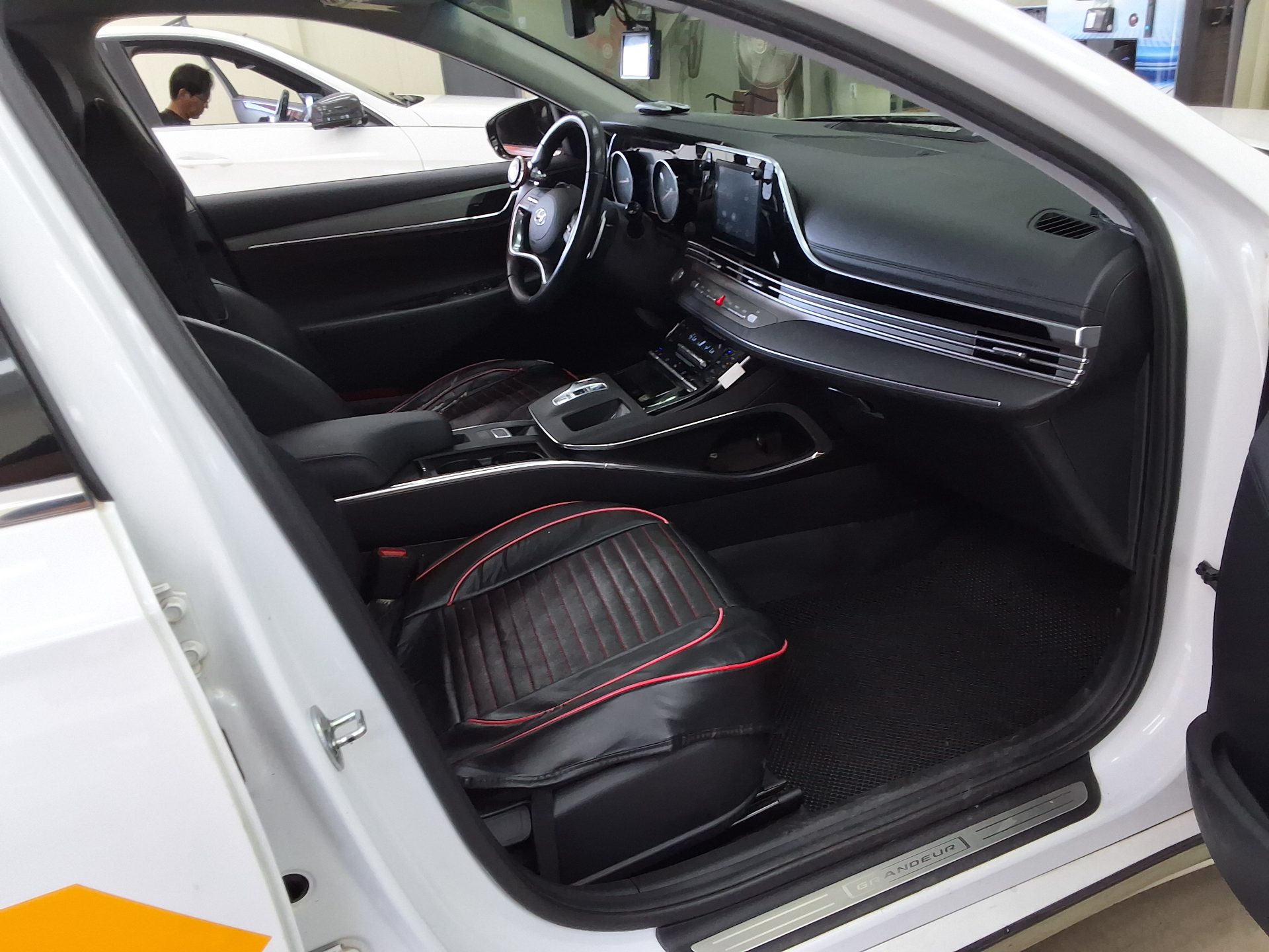 2022 - hyundai grandeur