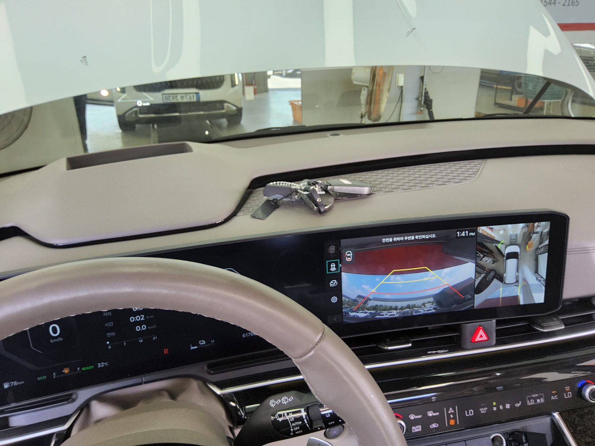 2025 - kia carnival