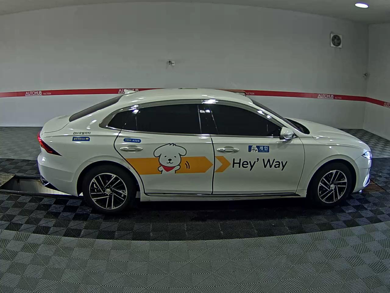 2022 - hyundai grandeur
