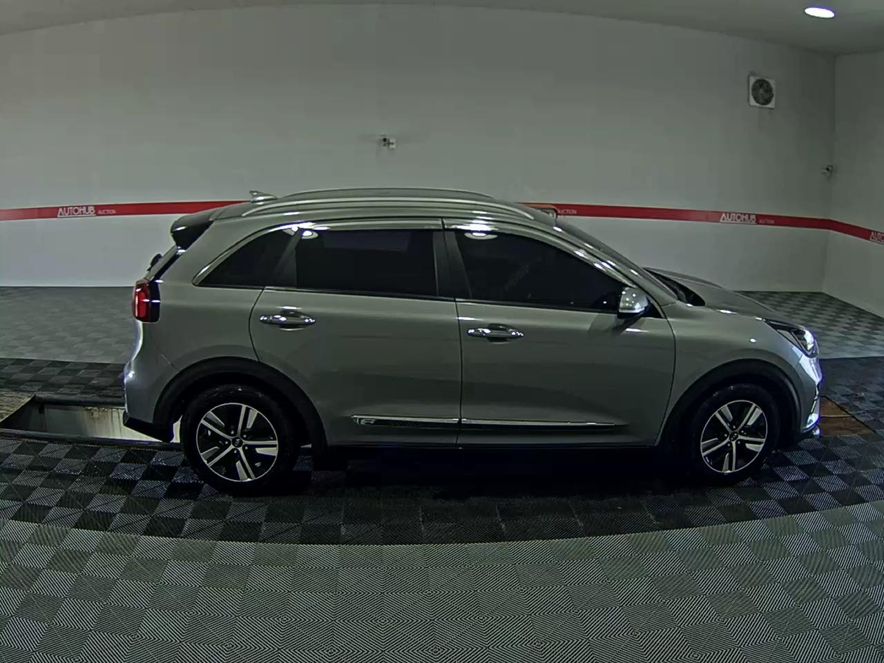 2020 - kia niro